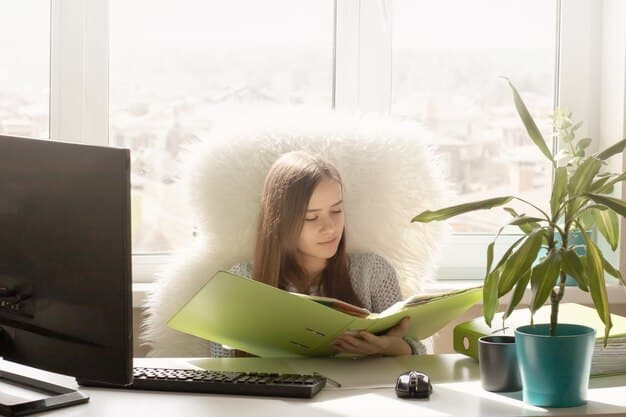 Unveiling Online Education: Truths, Myths, and Maximizing Learning