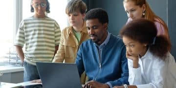 Digital Skills Gap: Government-Funded Training for Tech Jobs - Cover Image